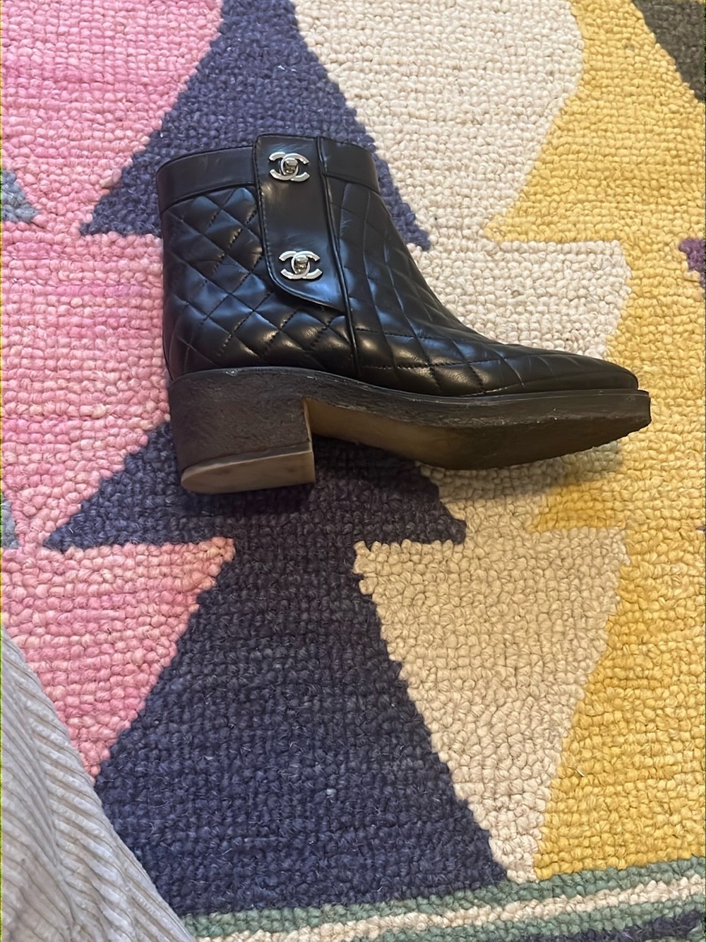 CHANEL Black Quilted Ankle Boots - Picture 10 of 11